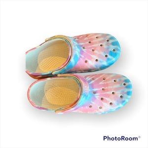 Simply southern croc clogs